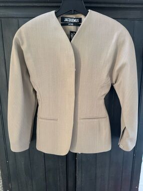 JACQUEMUS Beige La Casa 'La veste Ovalo' Blazer